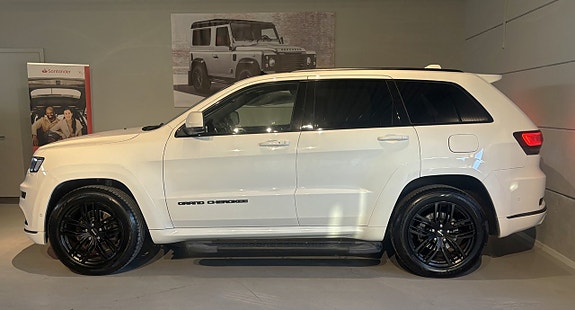 Jeep Grand Cherokee 9 of 30