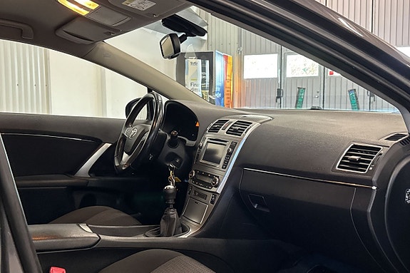 Toyota Avensis 20 of 21