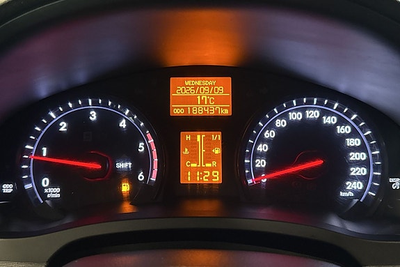 Toyota Avensis 14 of 21