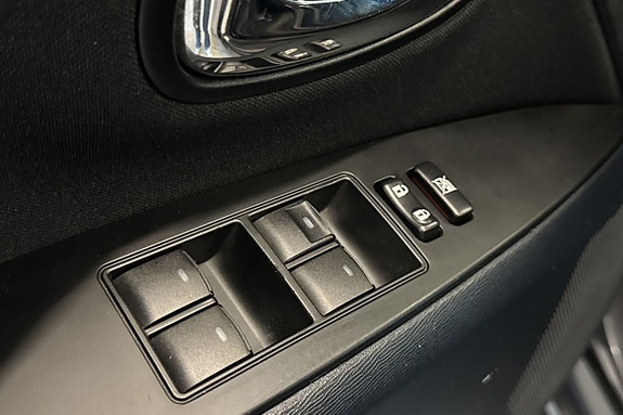 Toyota Avensis 21 of 21