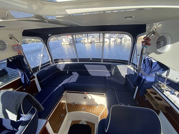 Aquador 23 HT med MerCruiser 220 hk från 2005 / 2 860 kr/mån 6 of 11