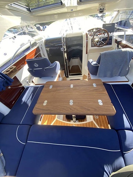 Aquador 23 HT med MerCruiser 220 hk från 2005 / 2 860 kr/mån 4 of 11