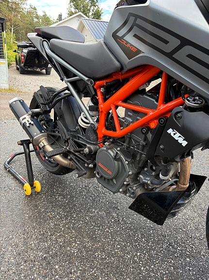 KTM 125 Duke 5 of 6
