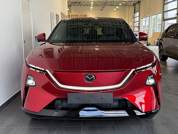 Mazda CX-6e 7 of 24