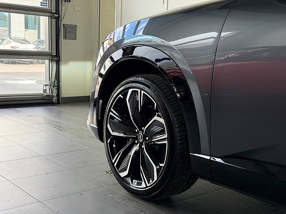 Mazda CX-6e 8 of 25