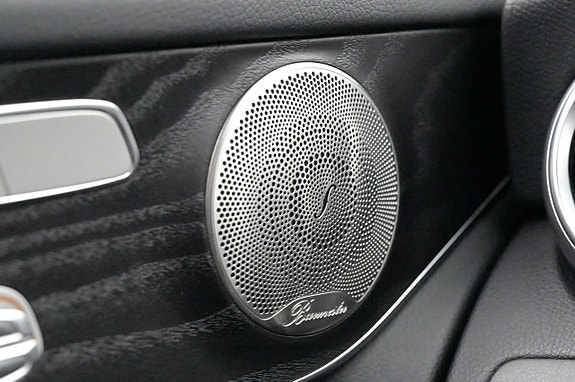Mercedes-Benz 300 E 13 of 20