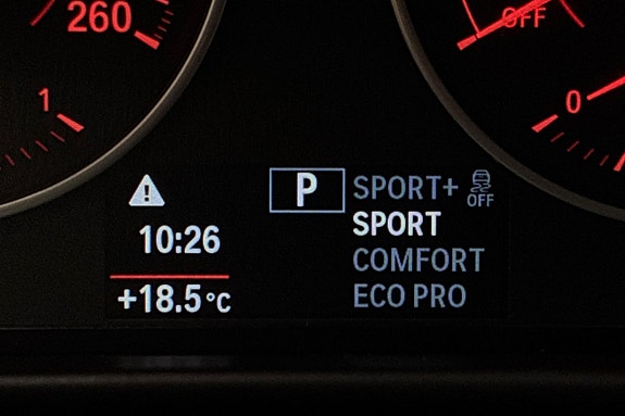 BMW 118i 23 of 27