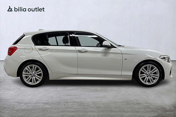 BMW 118i 5 of 27