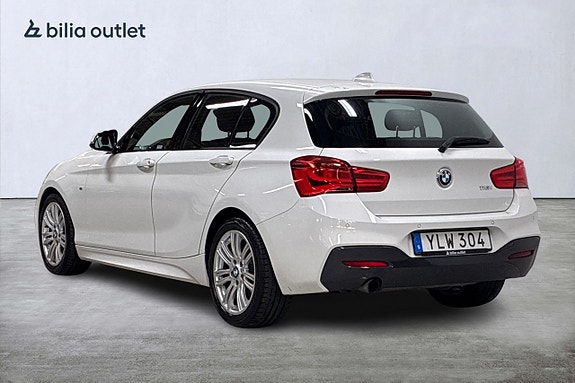 BMW 118i 8 of 27