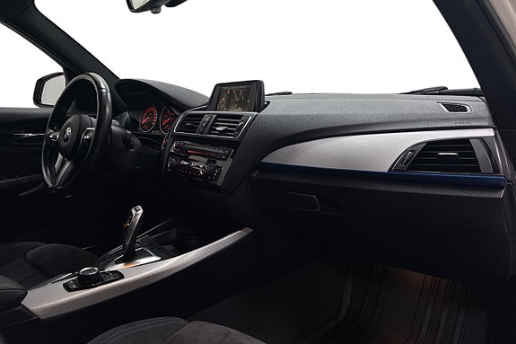 BMW 118i 15 of 27