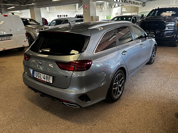 Kia Ceed 4 of 9