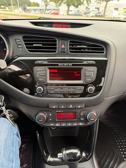 Kia Ceed 18 of 26