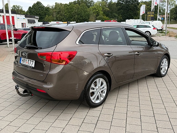 Kia Ceed 4 of 26