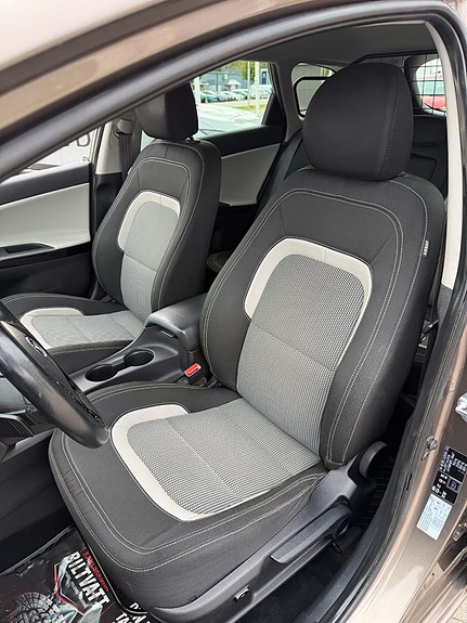 Kia Ceed 13 of 26