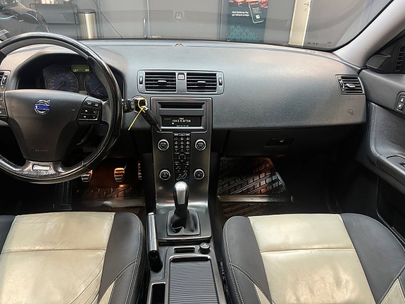 Volvo V50 7 of 13
