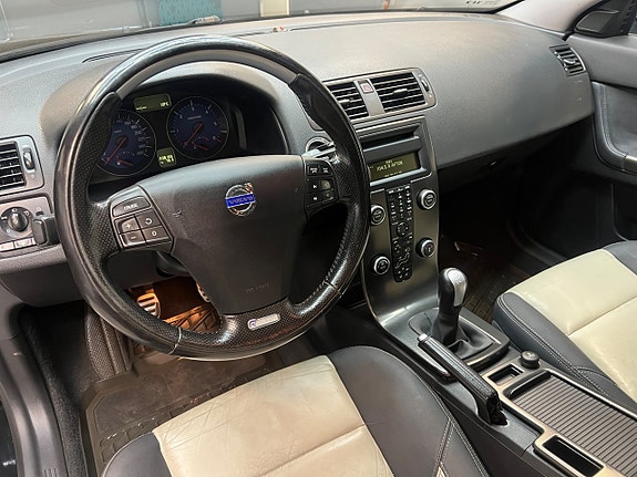 Volvo V50 12 of 13