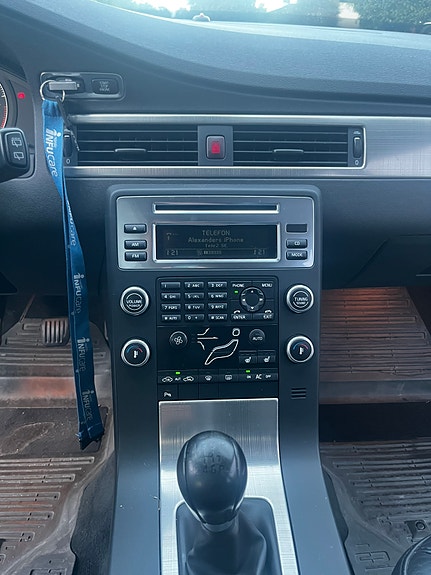 Volvo V70 14 of 26
