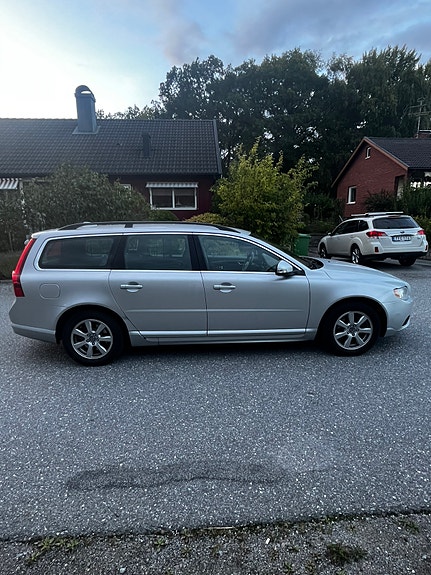 Volvo V70 9 of 26