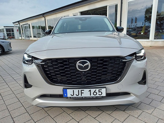 Mazda CX-60 2 of 28