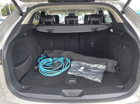 Mazda CX-60 7 of 28