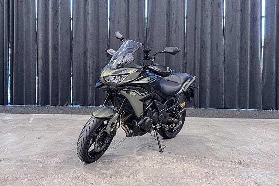 Kawasaki Versys 650 2 of 8