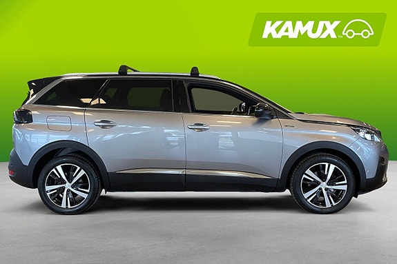 Peugeot 5008 2 of 26