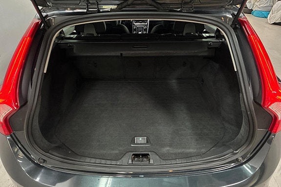 Volvo V60 10 of 26