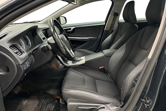 Volvo V60 13 of 26