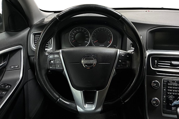 Volvo V60 16 of 26