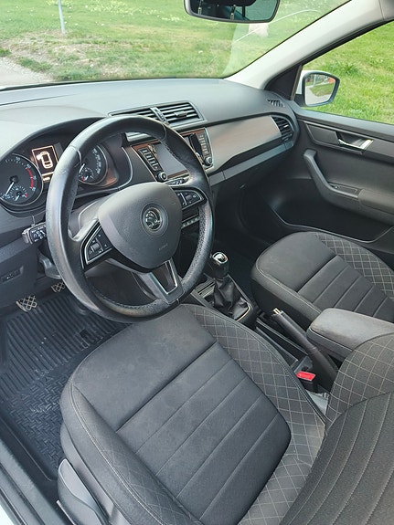 Skoda Fabia 6 of 9