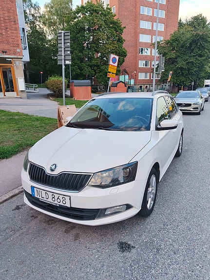 Skoda Fabia 3 of 9