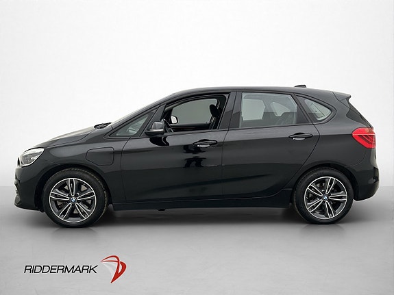 BMW 225xe 4 of 30