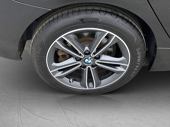 BMW 225xe 30 of 30