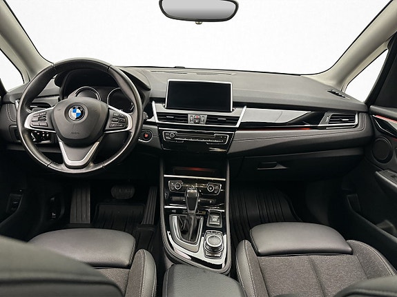 BMW 225xe 17 of 30