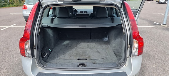 Volvo V50 12 of 13