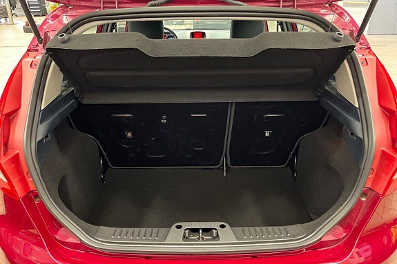 Ford Fiesta 18 of 21