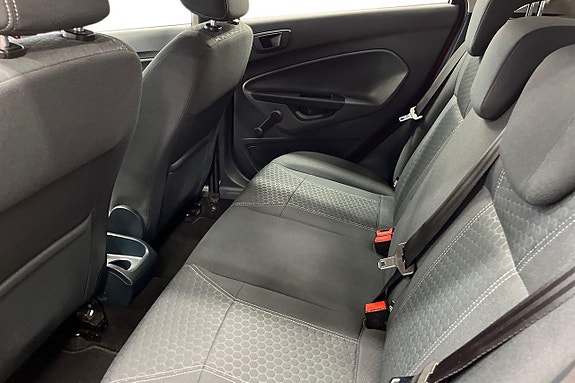 Ford Fiesta 19 of 21