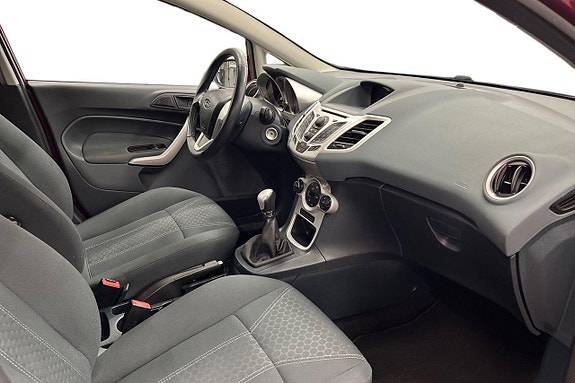 Ford Fiesta 11 of 21
