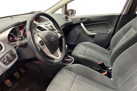Ford Fiesta 14 of 21