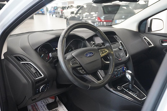 Ford Focus 4 of 12