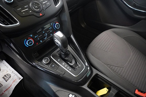 Ford Focus 10 of 12
