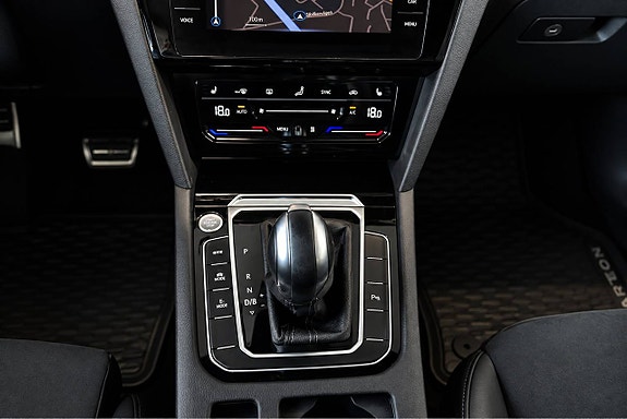 Volkswagen Arteon 17 of 22