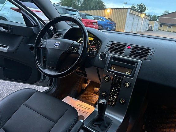 Volvo V50 13 of 18
