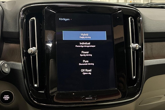 Volvo XC40 20 of 29