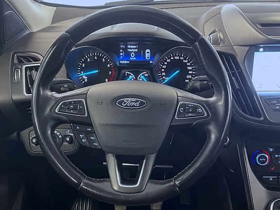 Ford Kuga 9 of 17