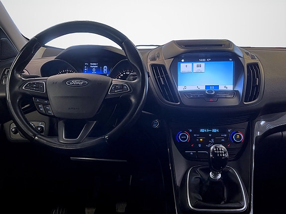 Ford Kuga 8 of 17