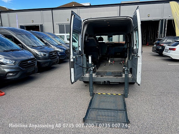 Ford Transit 29 of 30