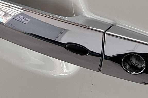 Nissan Leaf 25 of 25