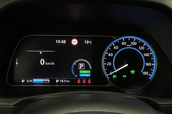 Nissan Leaf 17 of 25