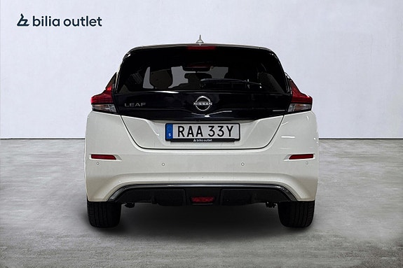 Nissan Leaf 7 of 25